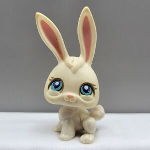 Littlest Pet Shop LPS #3 White Rabbit Bunny Blue Eyes Hasbro Figure